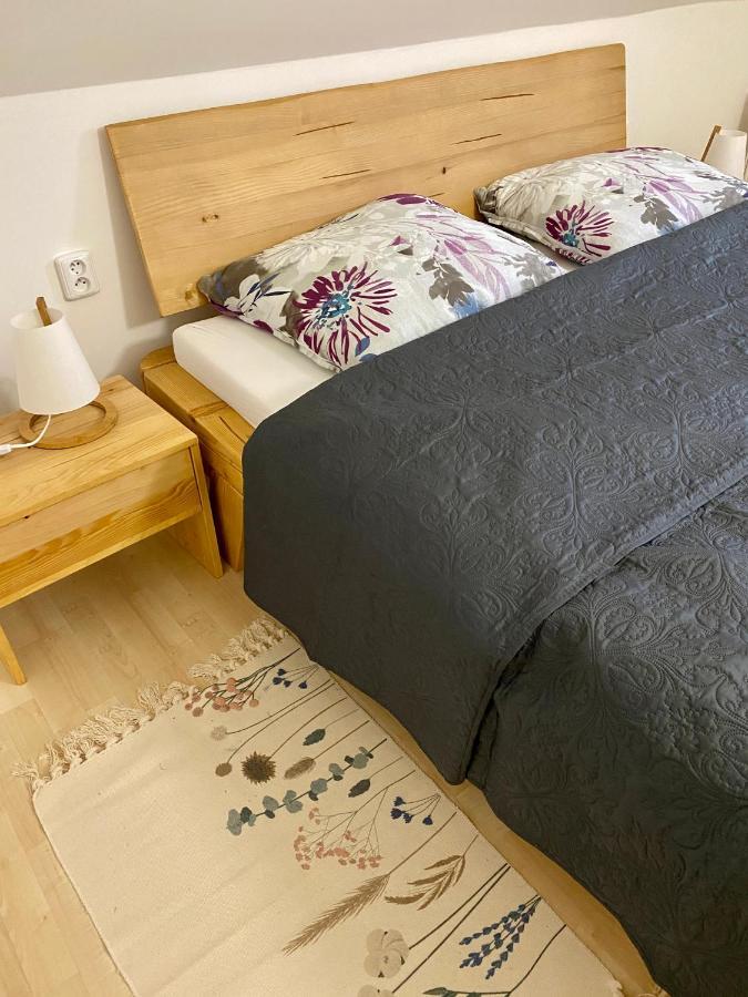 Villa Camphouse Chvalšiny Esterno foto